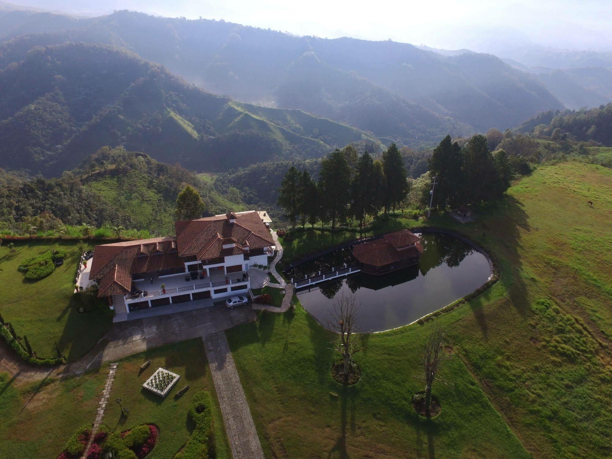 Hotel Reserva Monarca Salento Exterior photo